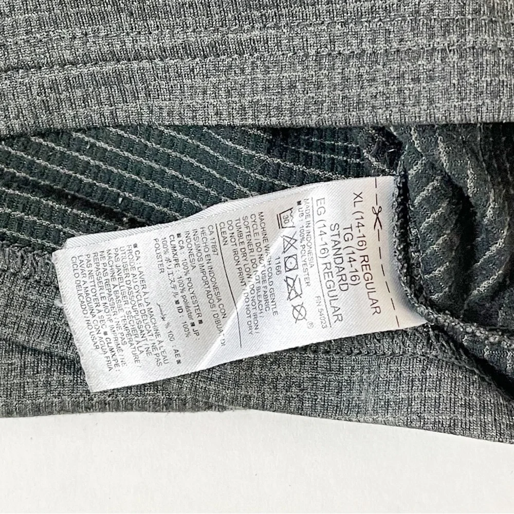 OLD NAVY ACTIVE Boy’s Go Dry Gray Long Sleeve Top - XL